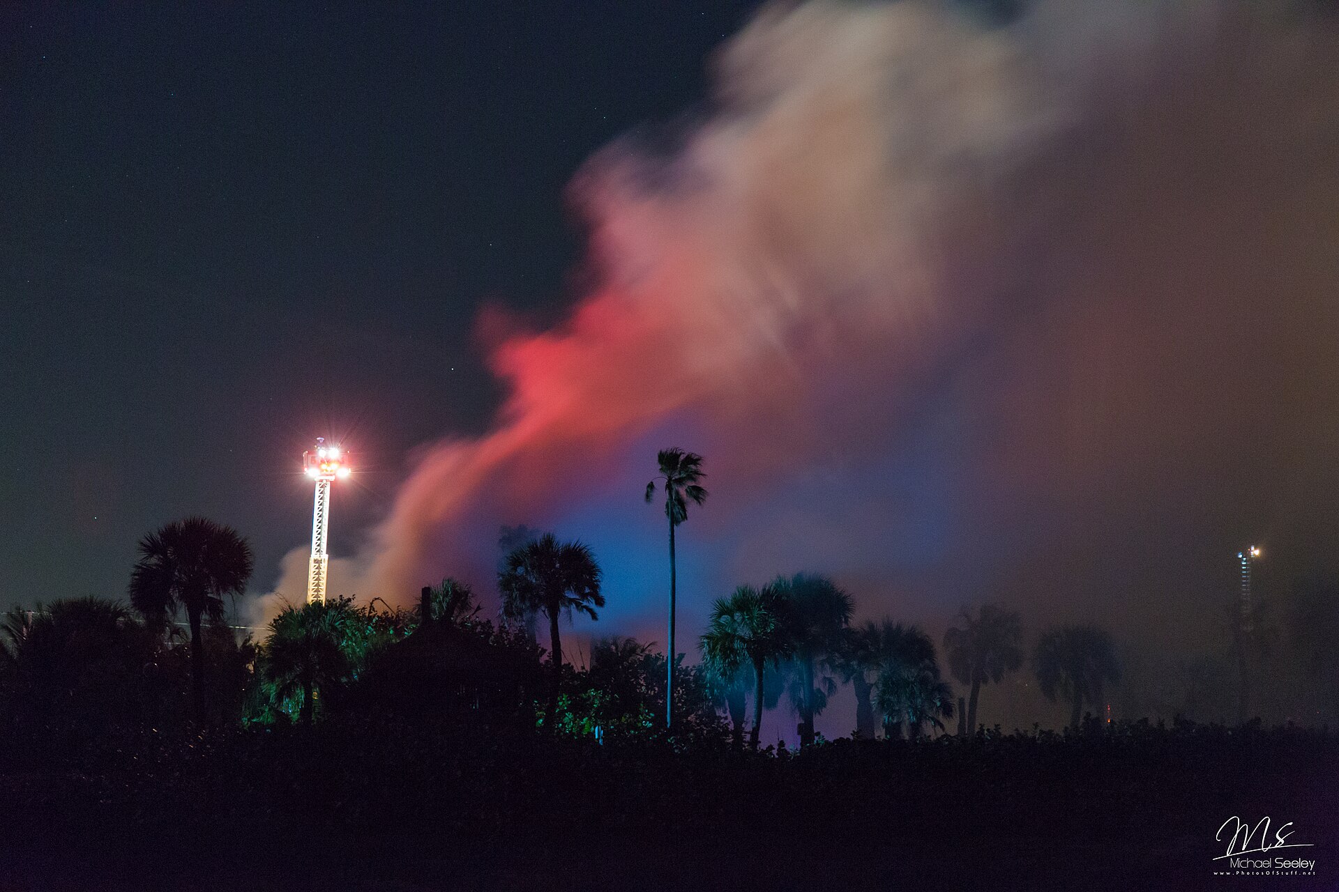 Fire response in Cocoa Beach (illustrative, a 2016 commercial fire, used as an editorial illustration for fire-response on the barrier strip).